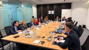 photo_5255852227623064759_w_original